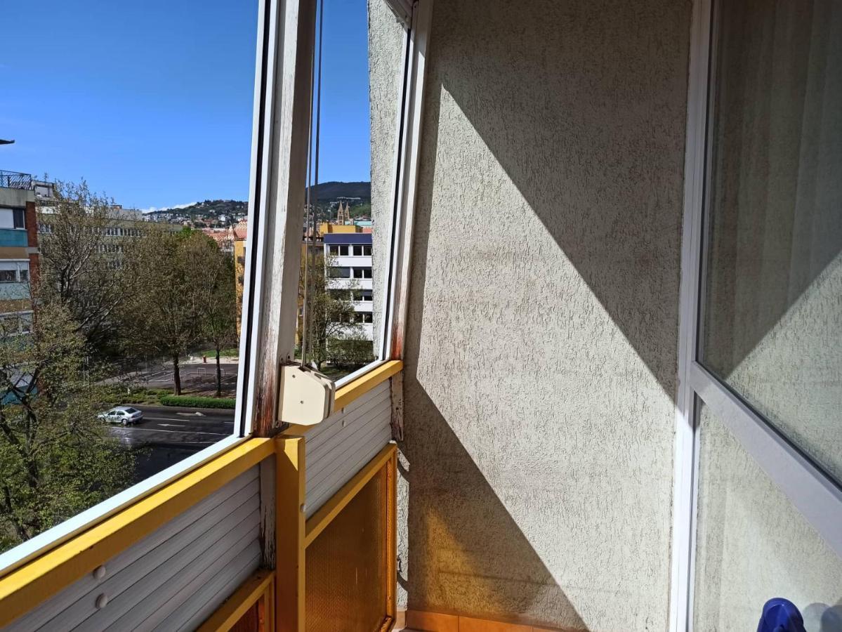 Aron Apartman Pecs Exterior photo
